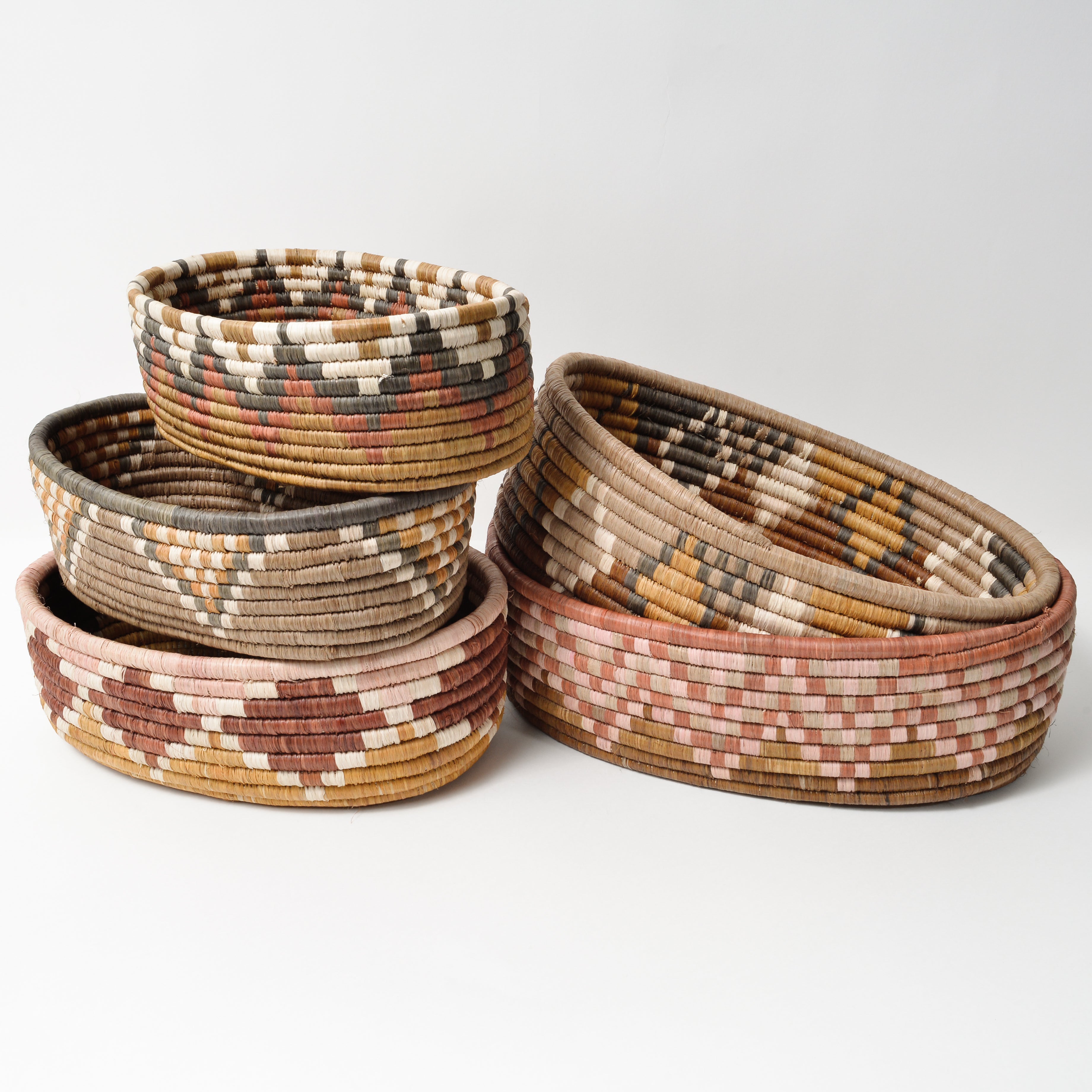 Diamond Bread Basket ~ Harmony Collection