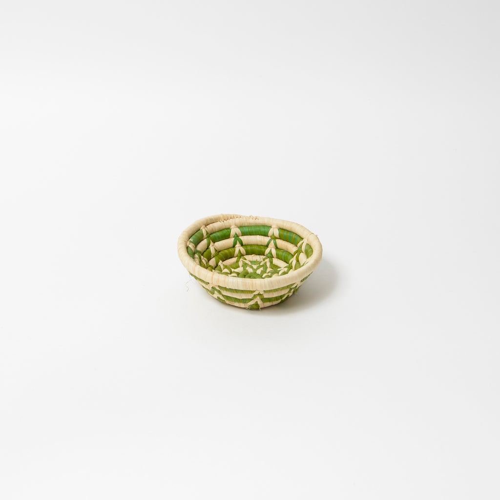 Mini Basket Ornament ~ Green Starburst