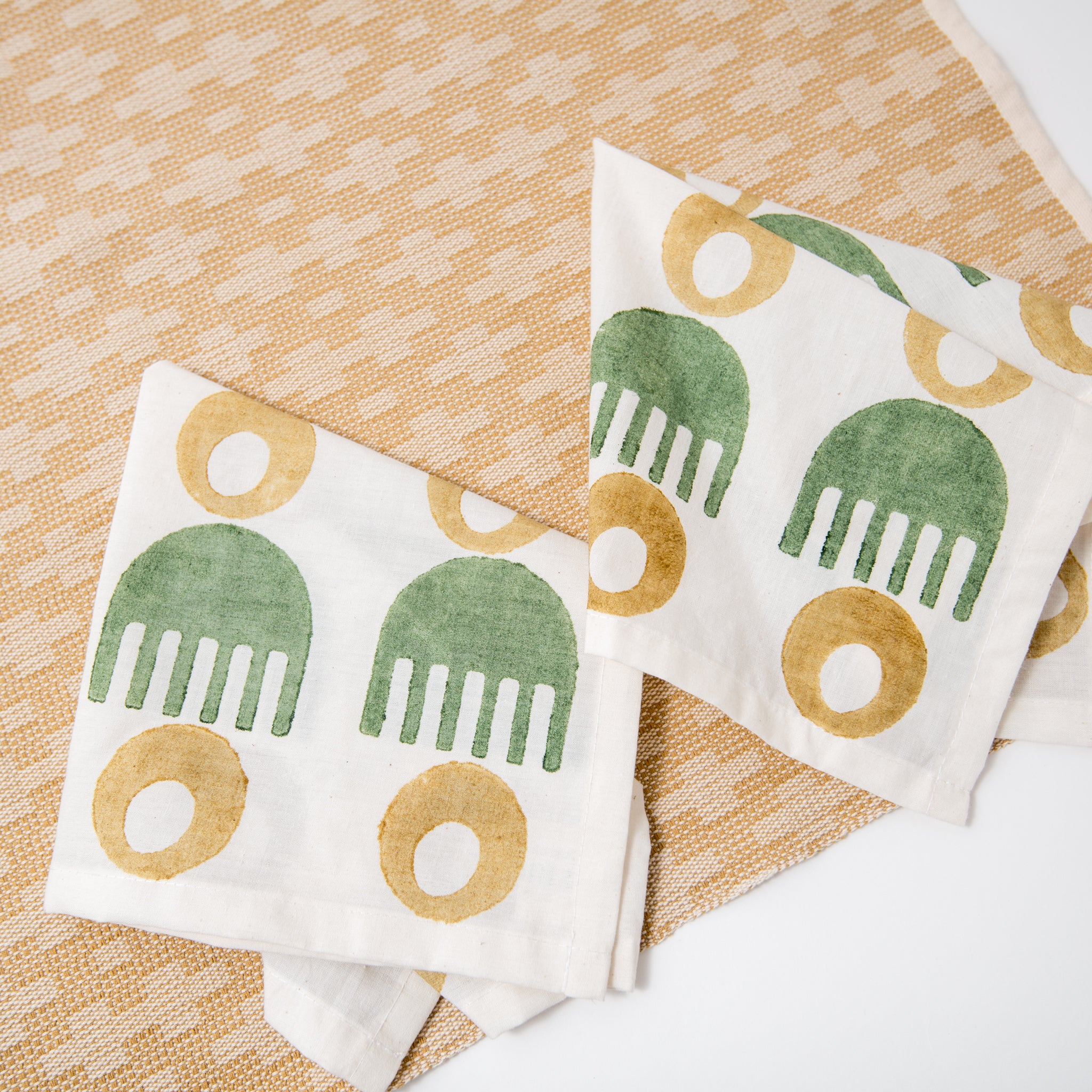 Scandinavian Folk Hand Towel ~ Double Positive Ecru